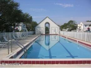 Foto del edificio - 328 Beach Park Ln