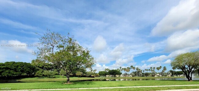 Foto del edificio - 3 br, 2 bath House - Towngate