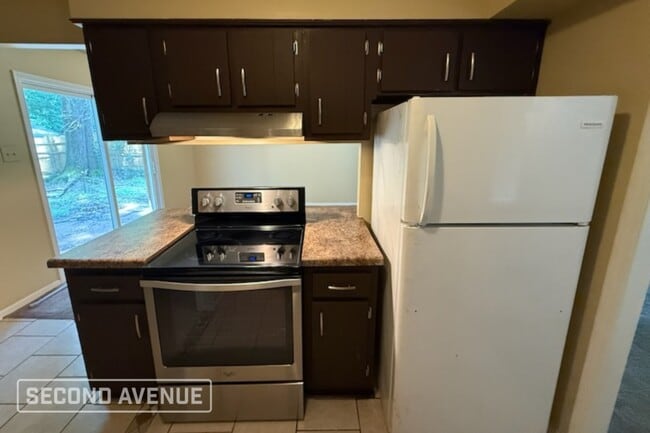 Building Photo - 6675 Santaolina Dr