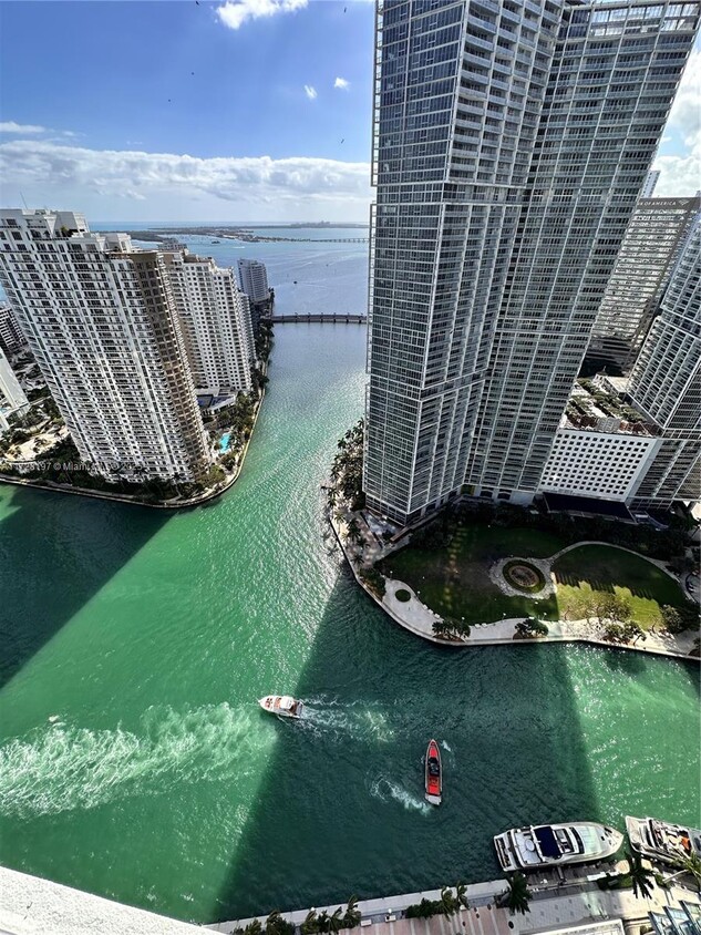 Foto principal - 300 Biscayne Blvd Way