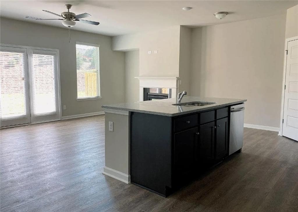 Foto del edificio - 3737 Prospect Point Dr