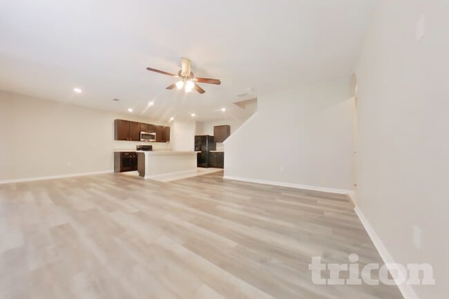 Building Photo - 5990 Churchill Square Way