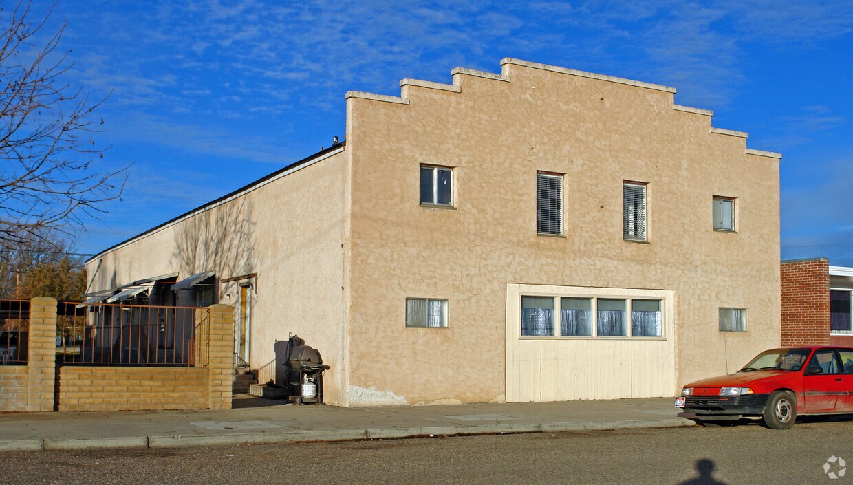 114 S Plymouth Ave, New Plymouth, ID 83655 Apartments in New Plymouth