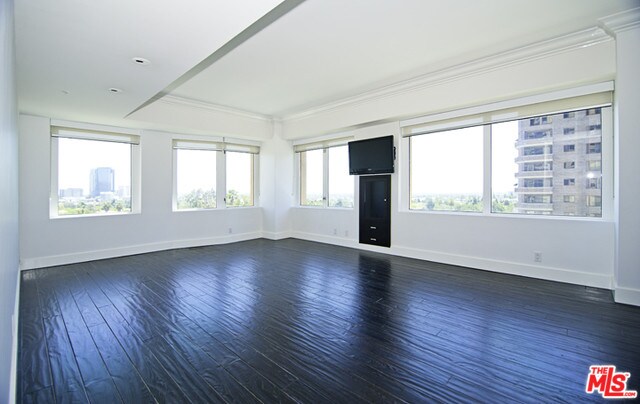 Foto del edificio - 10520 Wilshire Blvd