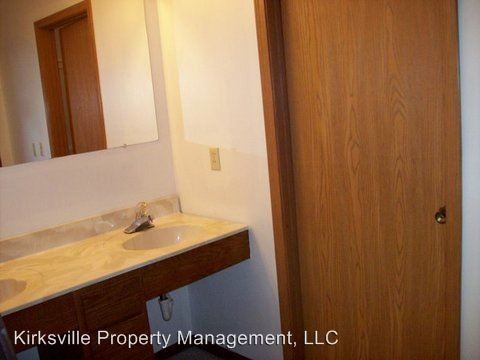 Building Photo - 503 S High St