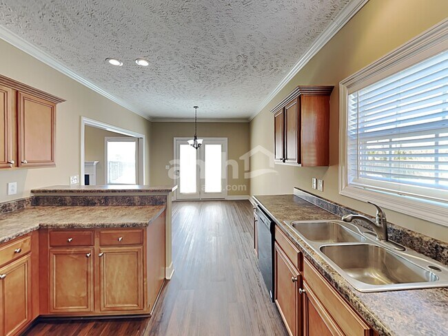 Building Photo - 1802 Potters Ct