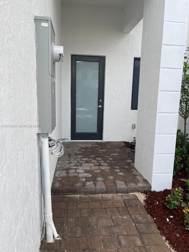 Building Photo - 13641 SW 157th Pl