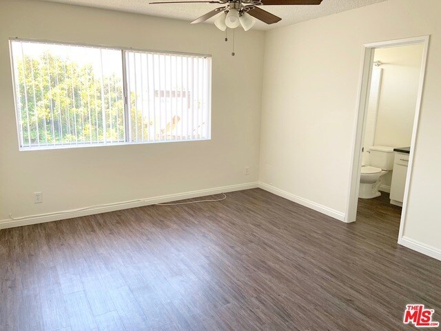 Foto principal - 142 N Hoover St