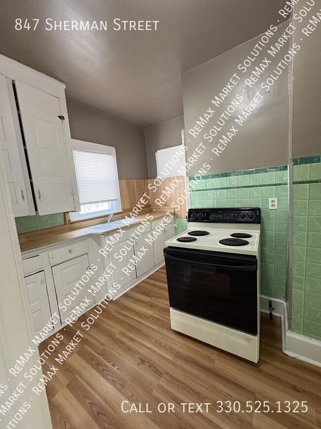 Foto del edificio - 847 Sherman St