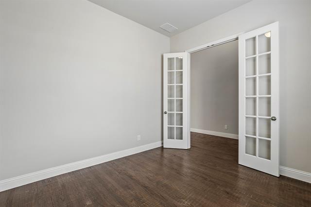 Foto del edificio - 4333 Falcon Ln