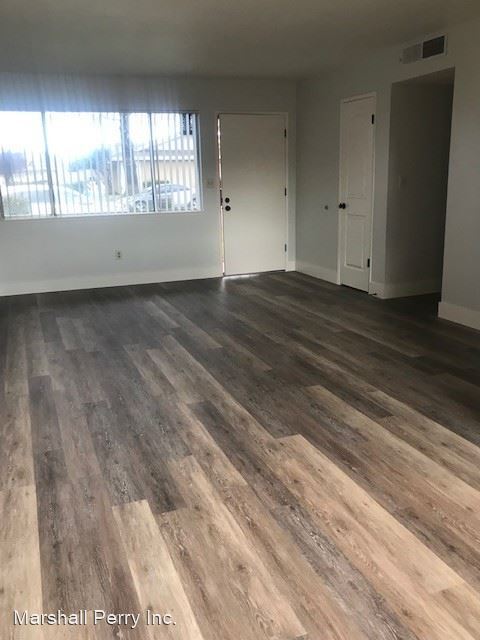 Building Photo - 2 br, 1 bath House - 215 Floyd Ave. #4