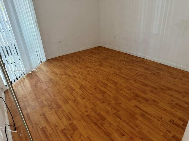 Foto del edificio - 8305 SW 152nd Ave