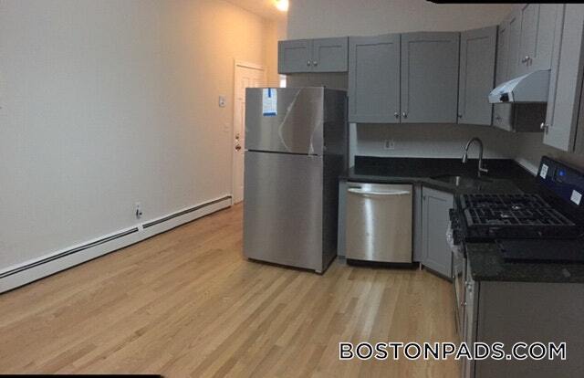 Foto principal - 3148 Washington St