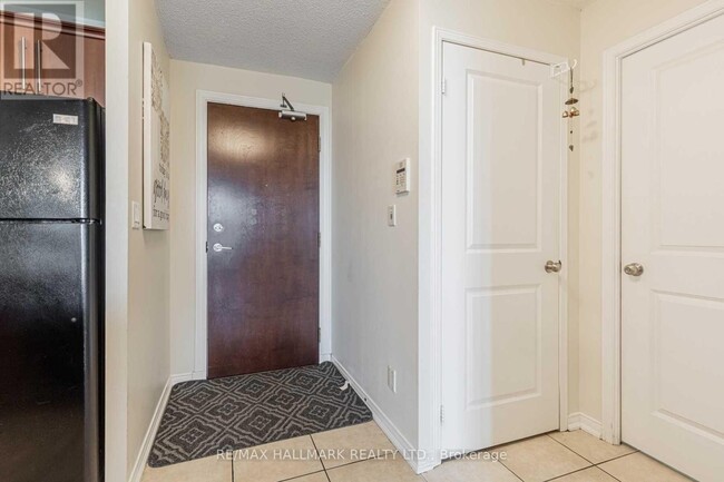 Building Photo - 6 Rosebank Dr