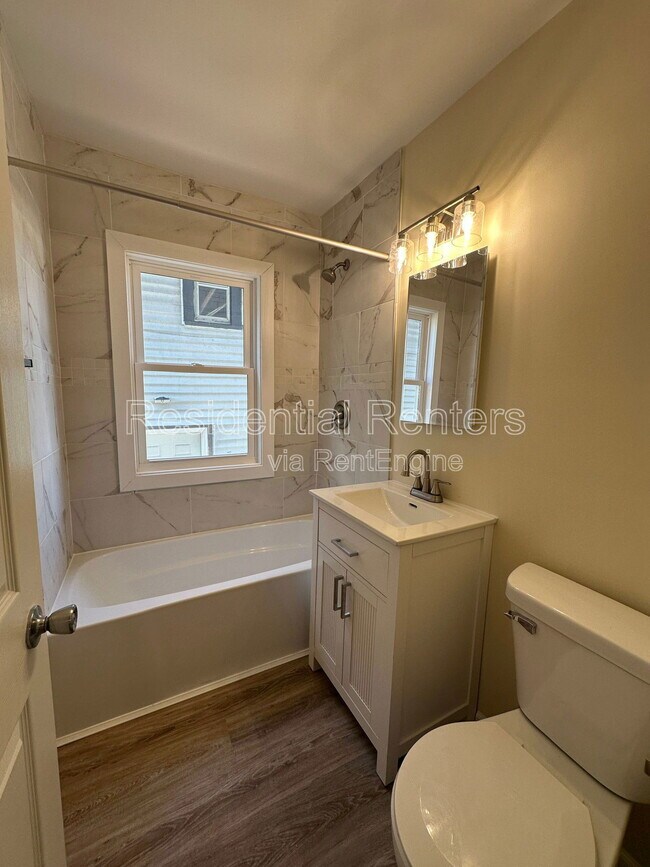 Foto del edificio - 4048 N 7th St