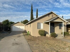Building Photo - 716 Ripona Ave