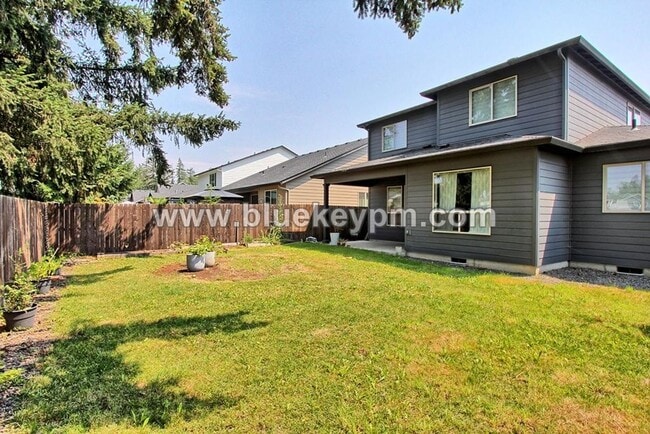Building Photo - 13520 NE 113th Way