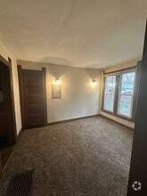 Building Photo - 1404 Highland Ave