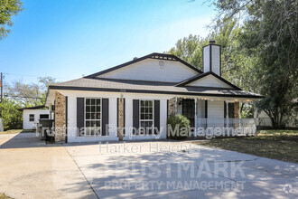 Building Photo - 3302 Green Valley Dr