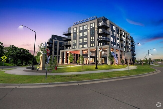Newly Constructed Houses for Rent in Edina MN