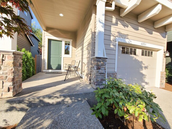 Foto del edificio - 4 bedroom/2.5 bath in Parkside Estates