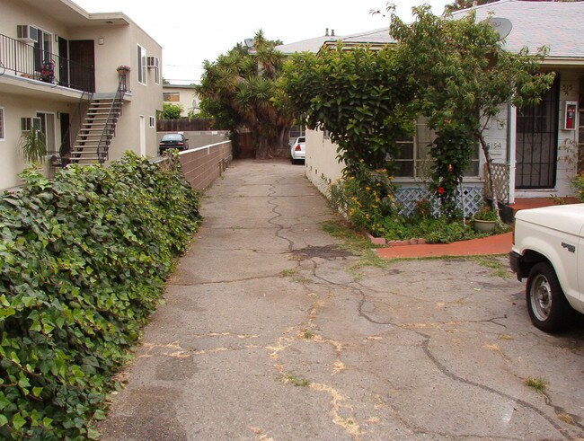 Building Photo - 515 Justin Ave
