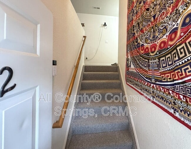 Building Photo - 202 S Empress Dr