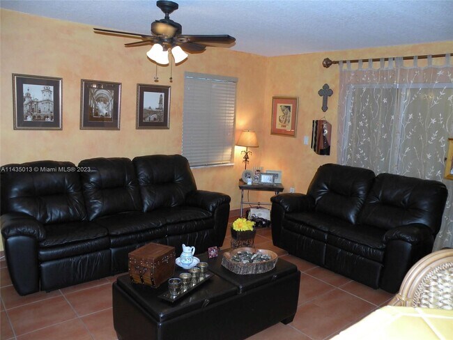 Foto del edificio - 16432 SW 47th Terrace