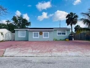 Building Photo - 4219 N Browning Dr