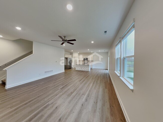 Foto del edificio - 203 Kramer Mills Dr