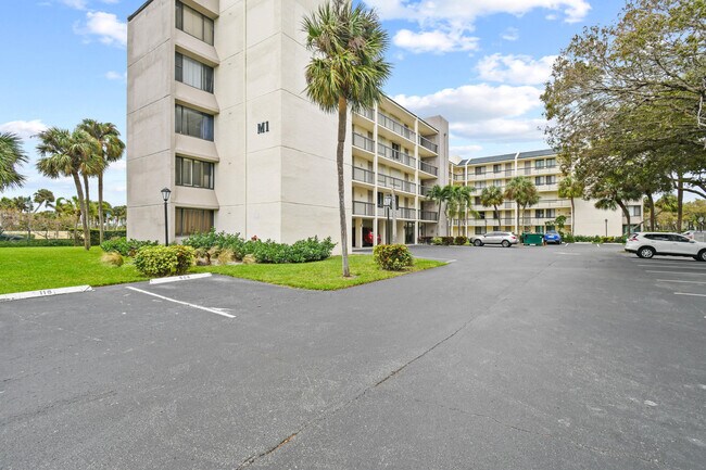 Foto del edificio - 1605 S US Hwy 1