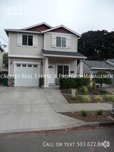 Building Photo - 5811 N Yale St