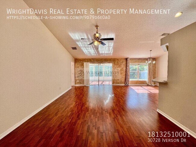 Foto del edificio - 30728 Iverson Dr