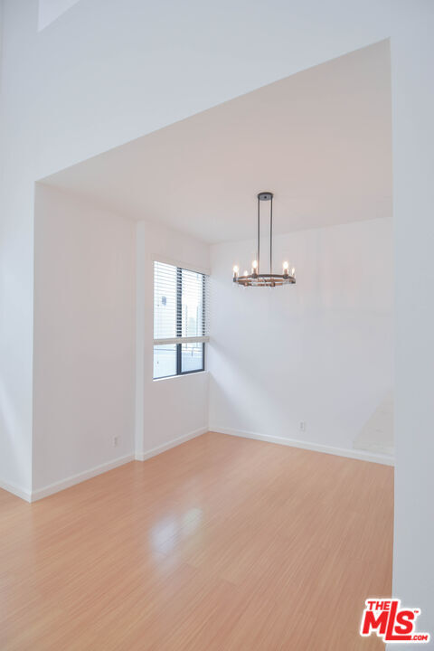 Foto del edificio - 1727-1727 Glendon Ave