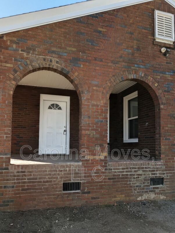 Building Photo - 1102 Easley Bridge Rd