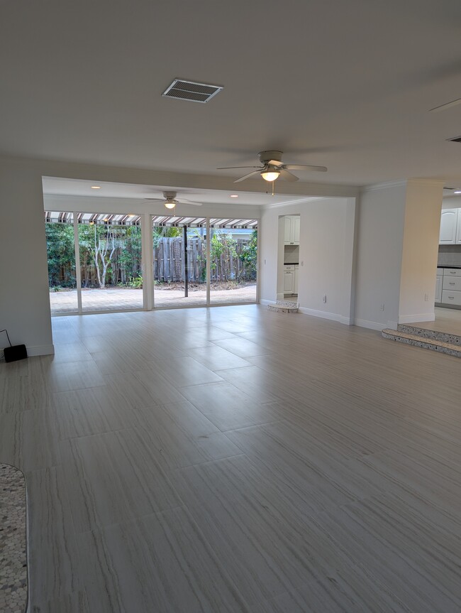 Living Room - 241 Bird Key Dr