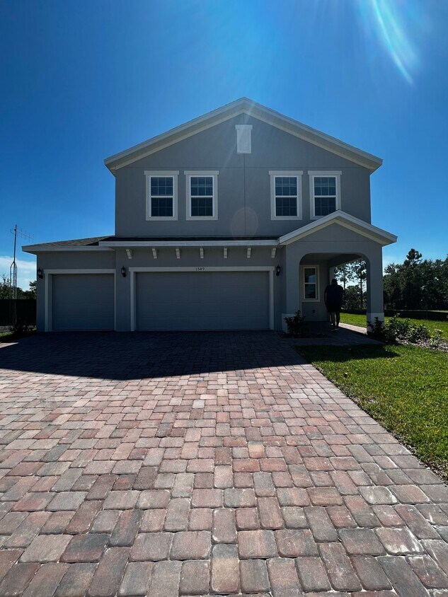 Primary Photo - 1549 Sky Lks Dr