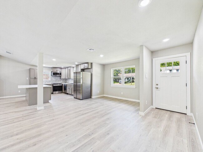 Foto del edificio - 135 Highland Terrace Dr