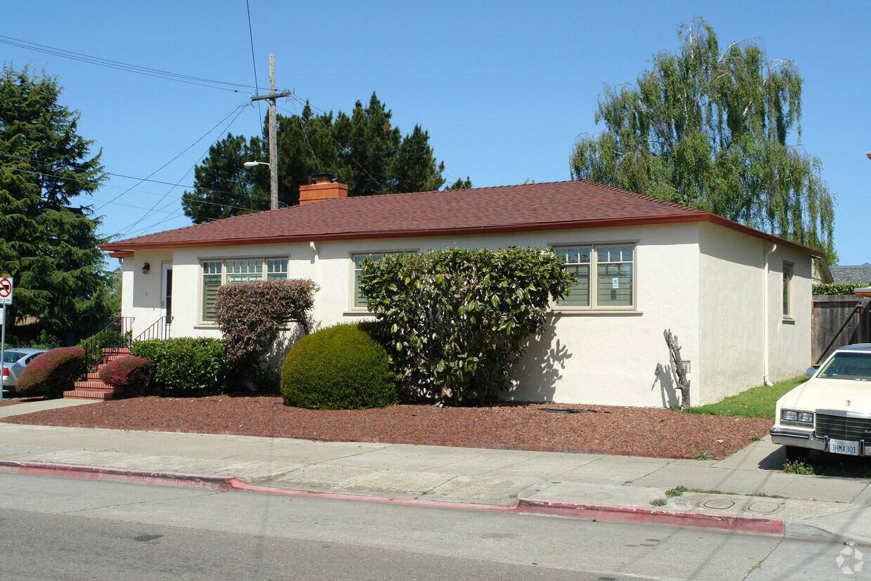 Foto del edificio - 1601 Dwight Way