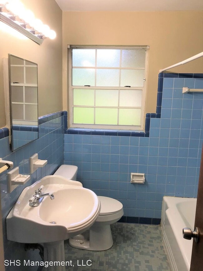 Foto del edificio - 4 br, 2 bath House - 2001 Crabapple