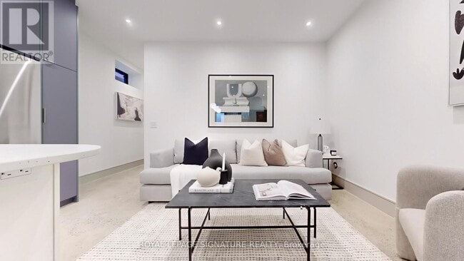 Photo du bâtiment - 82 Gough Ave