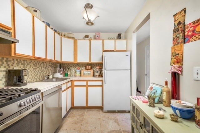 Foto del edificio - 48 Underhill Ave