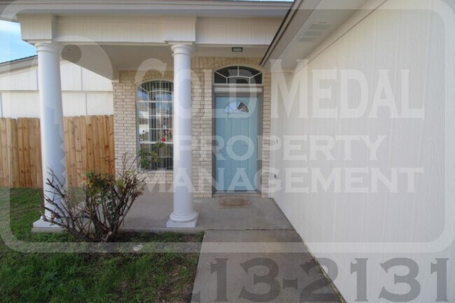 Foto del edificio - Charming 6-bed, 2.5-bath home in Killeen