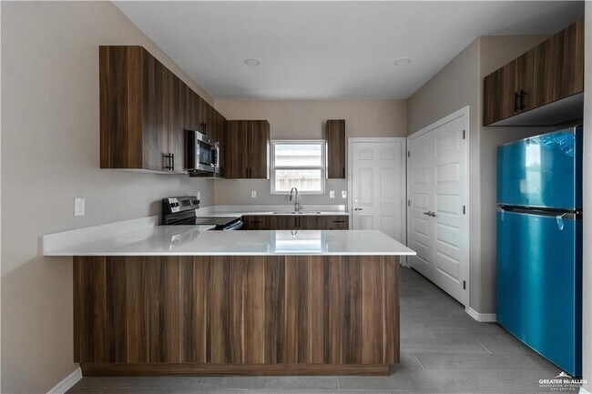 Foto del edificio - 10 W Kenwood St