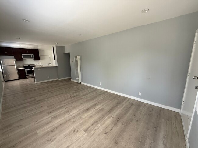 Foto del edificio - 3916 Sawtelle Blvd