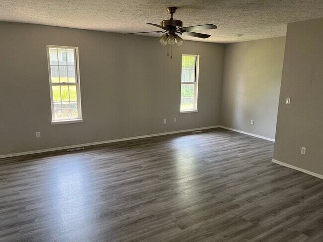 Foto del edificio - 2 bed/ 2 Bath home in Nixa