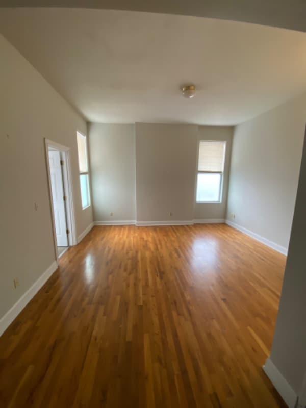 2149 Sinton Ave Unit 3, Cincinnati, OH 45206 Room for Rent in