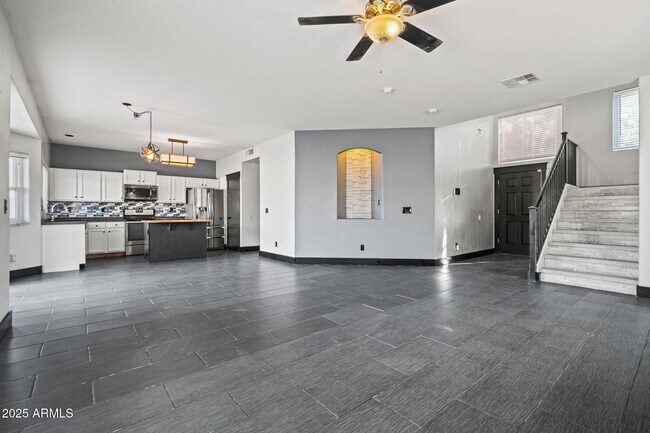 Foto del edificio - 12672 W Osborn Rd