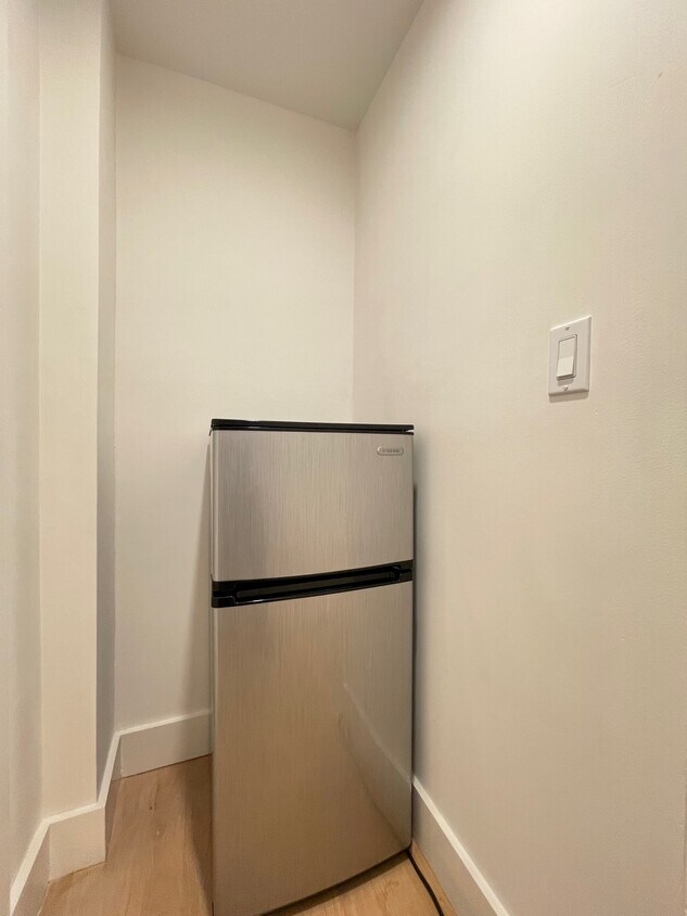 Foto principal - 427 Huron Ave