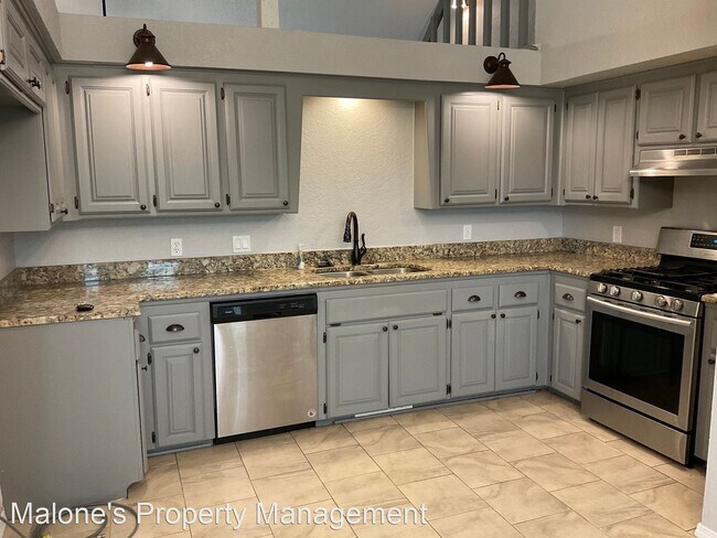 Building Photo - 4 br, 2 bath House - 5216 SE 84th St